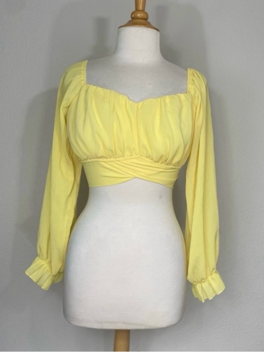 Lyaner Womens Yellow Sweetheart Tie Crop Peasant Blouse Size Medium Coquettecore